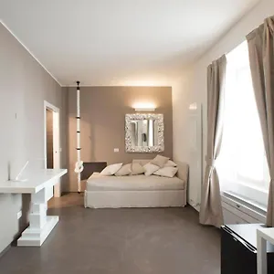 Oda ve Kahvaltı L'ottava, Milano
