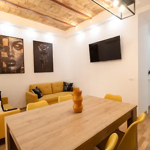 https://apt-trastevere-boutique.it-romehotels.com