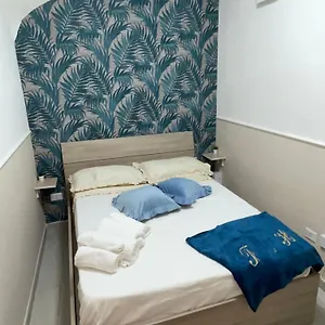 https://villa-titti-house.hotels-amalfi.com